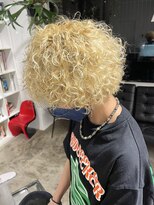 ディーカヘアーセンダイ(Di KA HAIR sendai)&nbsp;スパイラルパーマ×ブロンド／ケアブリーチ／ツイスパ