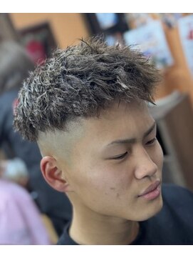 ピシャッとニ代目銀二郎 ツイストパーマ