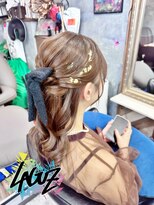 ラグズ 茅ヶ崎(LAGUZ)&nbsp;【ヘアセット】 金箔きらめく上品ガーリーハーフアップ /茅ヶ崎