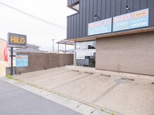 ヒロ(HiLO)の雰囲気（店舗前に4台駐車場ご用意があり！いっぱいの場合も別途ご案内◎）