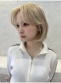 顔まわりレイヤー ブロンドボブ