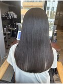 自然な艶髪ストレート×ロング
