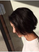 クセ毛を活かしたナチュラルボブ