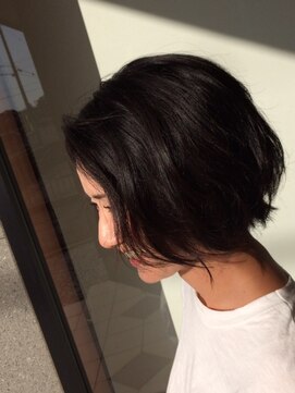 スターベリーズ ヘアデザイン(star beleiz) クセ毛を活かしたナチュラルボブ