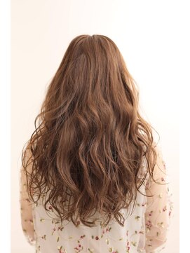 ソーホー ニューヨーク シズオカ(SOHO newyork SHIZUOKA) ゆるふわ波ウェーブロング