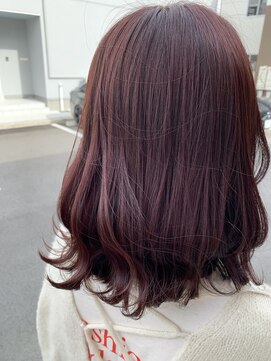 オル(Olu) 【MASAYA】ブリーチなしのカシスカラー×ミディアムボブ