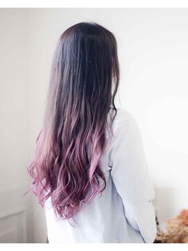 リリー ヘアー デザイン(LILY HAIR DESIGN) バイオレットのグラデーションロングスタイル