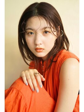 トリッカ 銀座(tricca) ミディアムレイヤー×バングパーマ