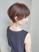 ルアーナ(LUANA)&nbsp;フェザーバングが可愛いショートスタイル☆