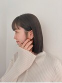 切りっぱなしヘア×ベージュカラー