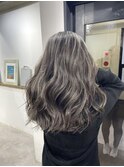地毛を生かした極細ハイライト 髪質改善 白髪ぼかし