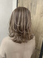 ヴィフ 大船(VIF)&nbsp;イメチェンヘア/ショコラアッシュ/小顔カット/モテ髪/外ハネ