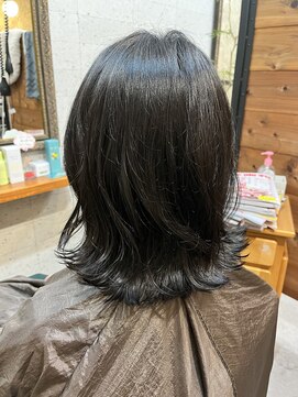 ポルコ(porco.) 切りっぱなしボブ外ハネ[Porco.]