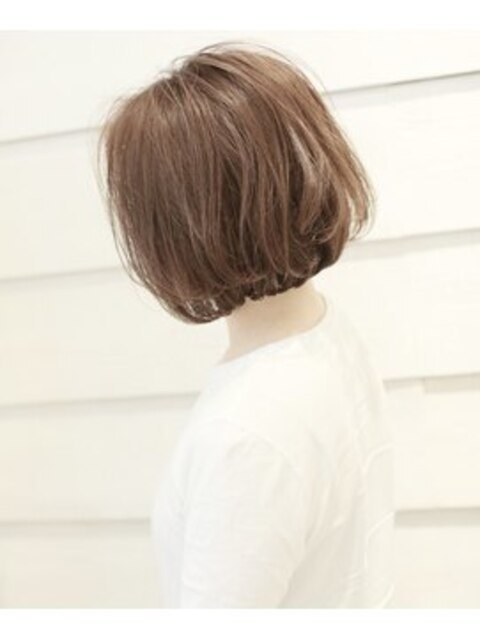 《New-Line 代表YUTAKA》切りっぱなしショートボブ 髪質改善