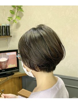 カミケン 清明店(kamiken.) 襟足短め美髪ひし形ショート大人綺麗ボブ【カミケン清明店】