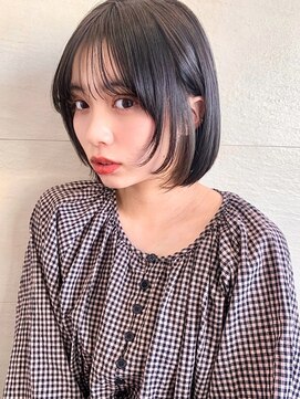 ラフ フロム ガーデン(Laf from GARDEN) 顔まわりレイヤー/切りっぱなしボブ/美髪/縮毛矯正/暗髪