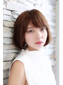 清潔感全開・モテ髪ヘアの顎ラインボブ