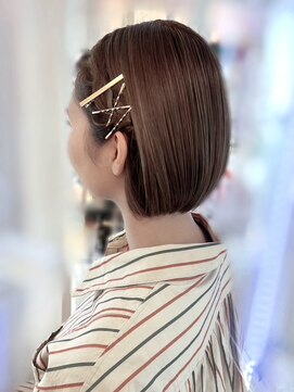 アトリエビューティーアミュ(atelier beauty AmU) お呼ばれ デート イベント ボブヘア×編み込み×ゴールドピン