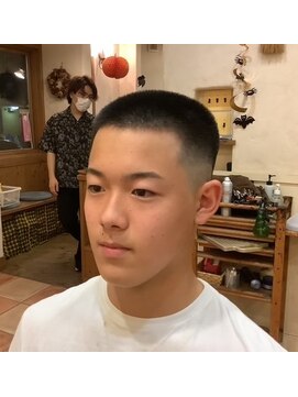 ベイブ ヘア メイク サロン(Babe hair make salon) ボウズフェード