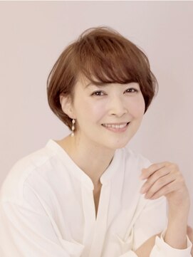 アンベリールフルー(EMBELLIR fleur) 丸みショート　30代40代50代