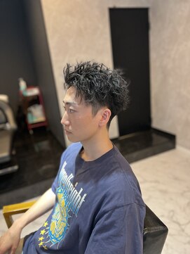 リリス(Lilith) ツイストピンパーマ