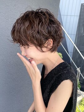 ナループロアボタン(Nalu pu loa BOTAN) ショートパーマ