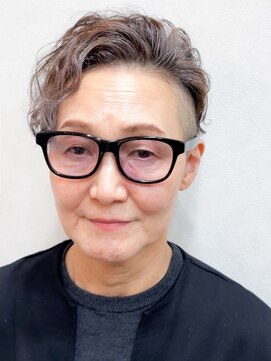 メッケ(MeKKe) ☆ハイライトツーブロ×ベリーショート☆