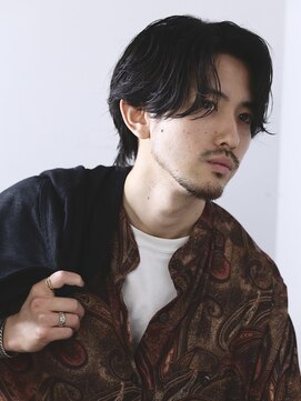 リップスヘアー 銀座(LIPPS hair) センターパート 毛流れパーマ