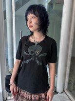 ヘン(hen) 【心斎橋hen】ネイビーカラーとギザバング