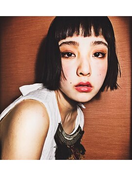 メルア(Merua) 黒髪ストレートボブ