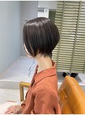 かっこいい前下がりボブ