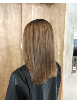 ザオフショア(THE OFF SHORE) ハイライト×ミルクティー