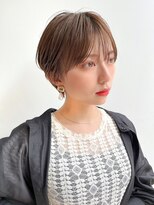 トルネード(TORNADO)&nbsp;大人ショートヘア マッシュ 前髪あり 丸顔面長絶壁 広がる K0719