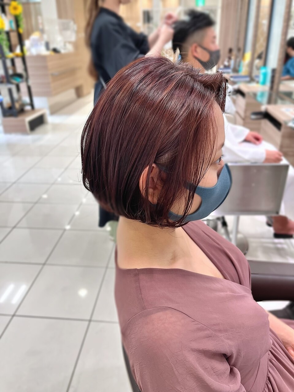 ミニボブ ピンクブラウン 立体感出るローライト：L171168594