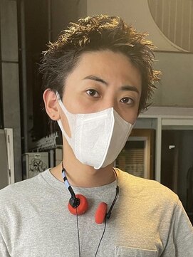 フイ 代々木(Hui) メンズ/アップバング/ツーブロックマッシュ/束感ショート/波巻き