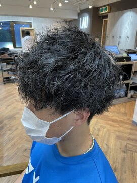 ラウ(LAU) ツイストスパイラルパーマ