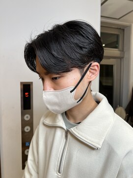 エクリ 麻布十番(equri) ニュアンスセンターパート