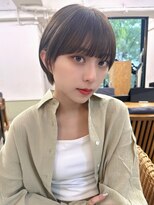 ハニー 町田(HONEY) ワイドマッシュバングショート　耳かけ　ヘーゼルオリーブ