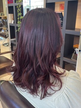 キサ ファータ 恵比寿(kisa fata) [オージュアサロン/恵比寿]サイドバングうる艶髪くびれヘア