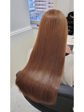 トッカ ANNEX京都河原町(tocca) 三山《ハイトーン×ロング×縮毛矯正》