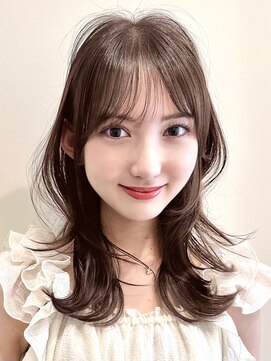 ユニコ(unico) 韓国風/レイヤー/小顔/前髪カット/髪質改善/グレージュ/透明感