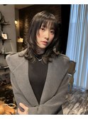 レイヤー ウルフ　ハッシュカット 暗髪