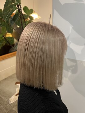 ヘアーデザインサロン スワッグ(Hair design salon SWAG) ブロンドベージュ