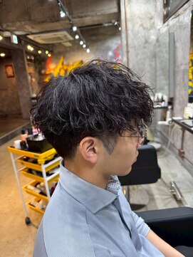 カーニー 北千住(kearny) メンズカットパーマ/ニュアンスパーマ/フェザーパーマ[北千住]