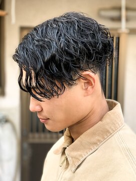 エルマーク 梅田(L-MARK) センターパート/波巻きパーマ/スパイラルパーマ/men's