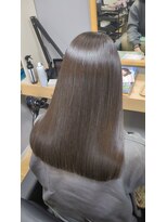 スリーク バイ ロイ 円町本店(sleek by roy)&nbsp;パヤ毛も収まる！髪質改善ストレートトリートメント