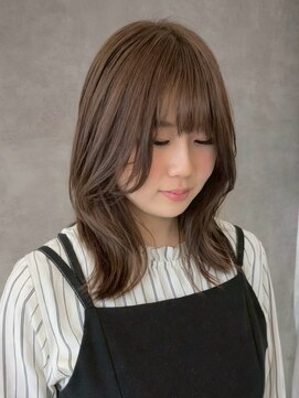 キリ 逗子(kiri) 逗子葉山顔周りレイヤーカット韓国レイヤーくびれレイヤーY149