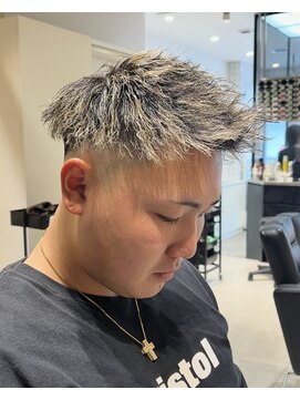 レボ 片町店(Revo) ジェットモヒカン×金メッシュ