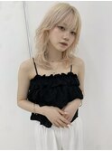 ハッシュカット レイヤー ベージュ ケアブリーチ 前髪顔周り