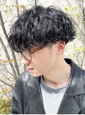 天文館波巻きスパイラルパーマ緩めツイストスパイラルパーマ眉毛